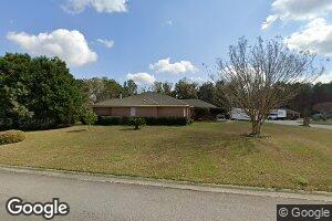 2 Ivy Ct, Savannah, GA 31405