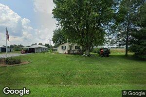 2397 Willow Rd, Flora, IL 62839