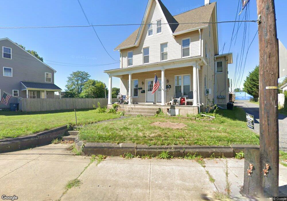 650 E Broad St unit 1, Quakertown, PA 18951 - photo 1