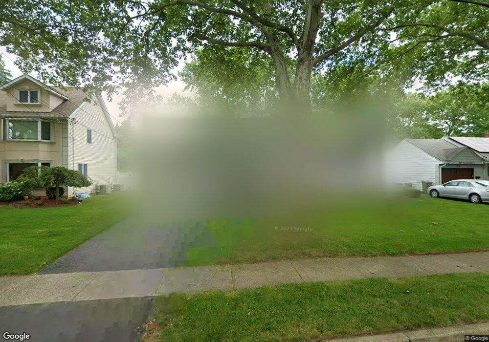 811 Arbor Rd, Paramus, NJ 07652 - photo 1