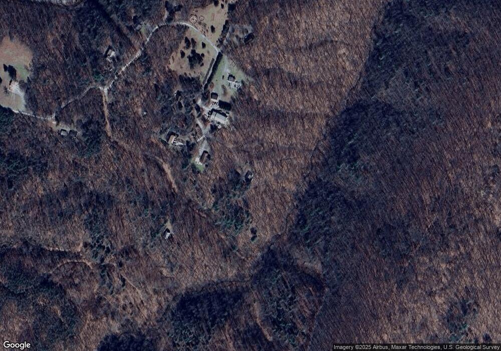 568 Potomacview Ln, Berkeley Springs, WV 25411 - photo 1