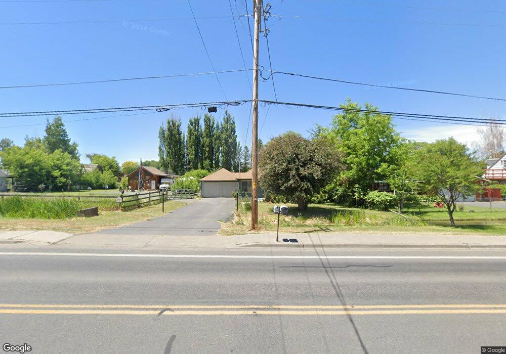 3950 Summers Ln, Klamath Falls, OR 97603 - photo 1