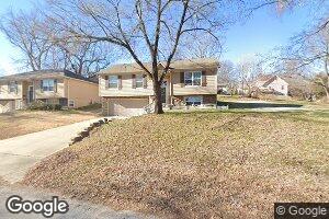 210 N Willow Ave, Sugar Creek, MO 64053