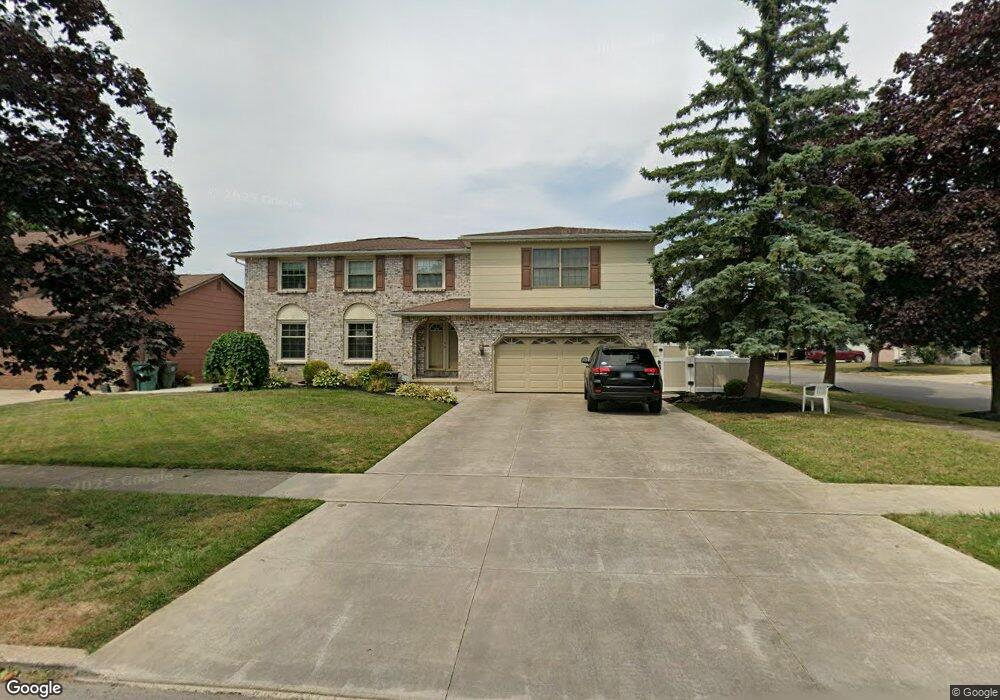 1106 Bowen Dr E, North Tonawanda, NY 14120 - photo 1