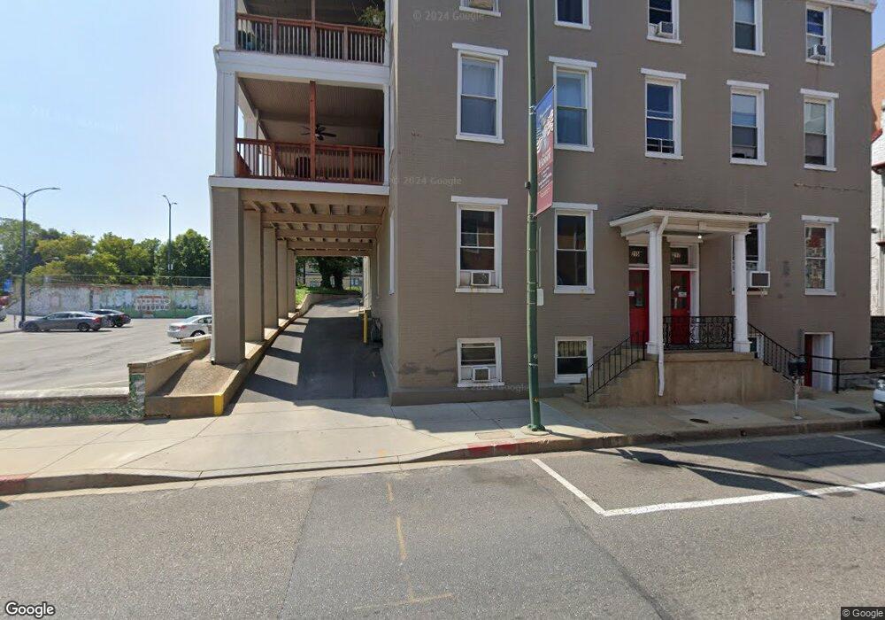 215 W Washington St unit 215 3RD FLOOR, Hagerstown, MD 21740 - photo 1