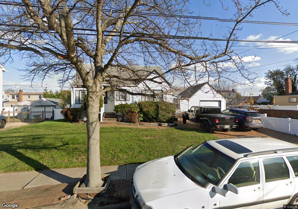 7 Higgins St, Oceanside, NY 11572 - photo 1