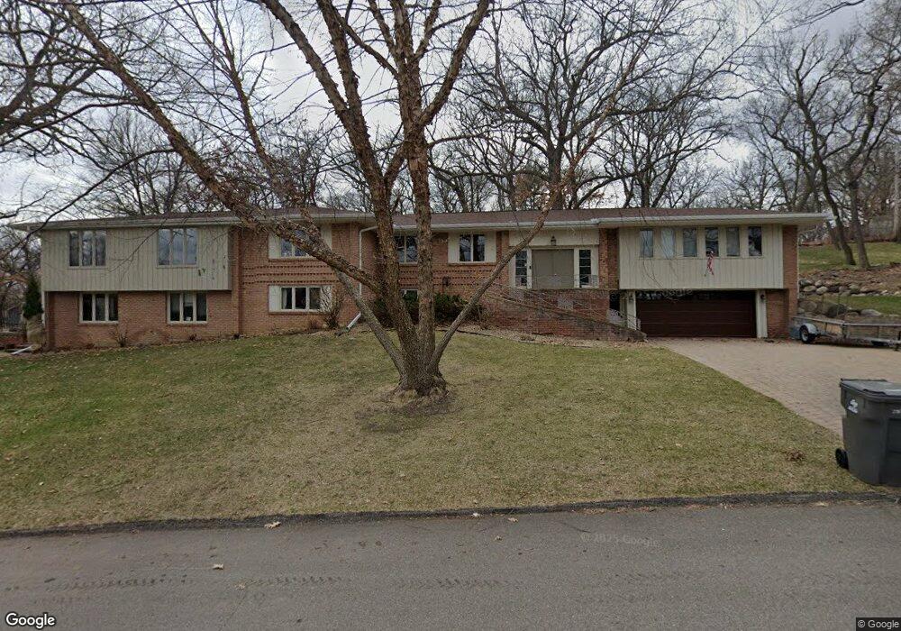 4740 Coventry Rd E, Minnetonka, MN 55345 - photo 1