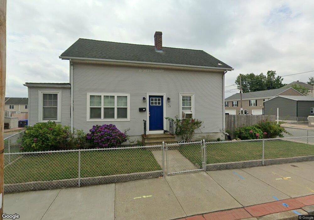 285 Division St, Pawtucket, RI 02860 - photo 1