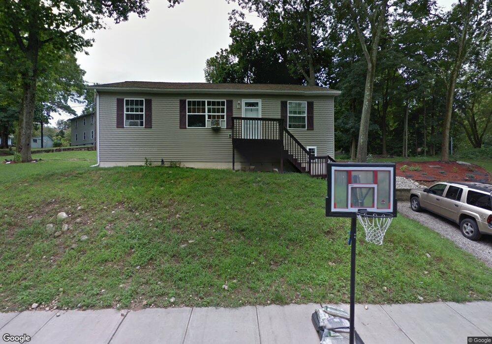 75 Manners Ave, Willimantic, CT 06226 - photo 1