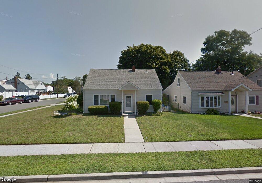 1 Tulip Place, Merrick, NY 11566 - photo 1