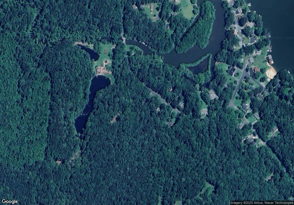 2387 S Lakeshore Dr, Louisa, VA 23093 - photo 1