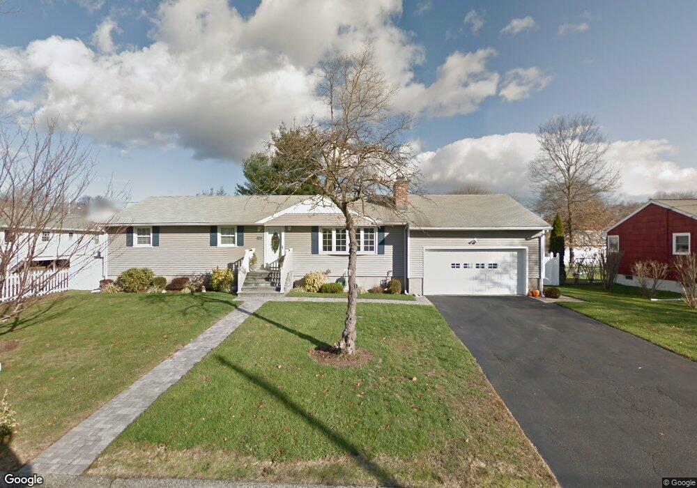 30 Meadowlark Ln, Stratford, CT 06614 - photo 1