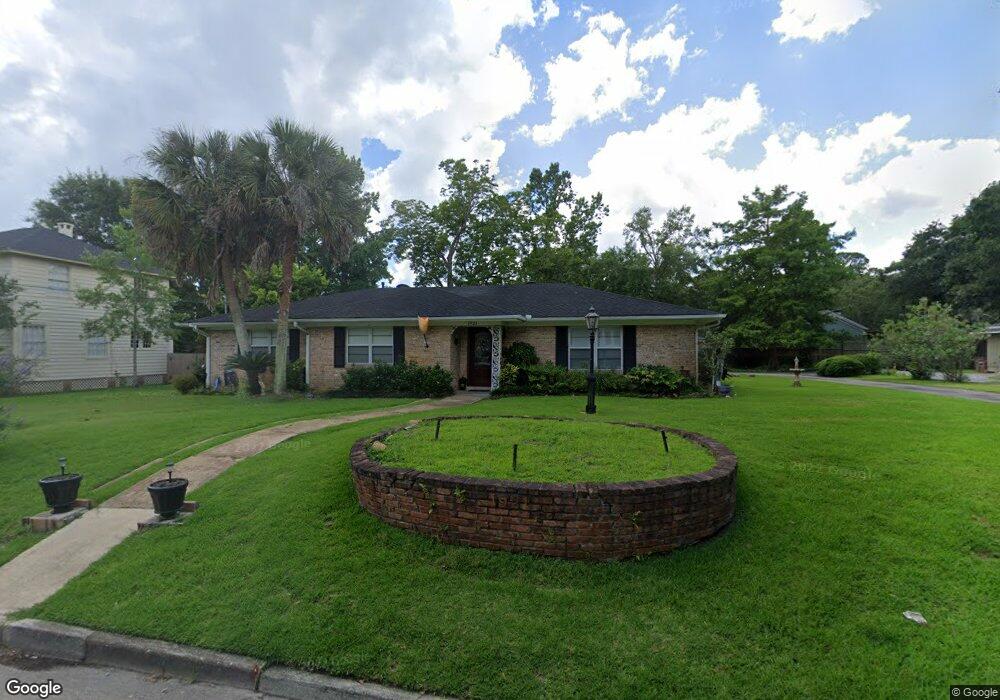 1921 Hunter Ave, Mobile, AL 36606 - photo 1