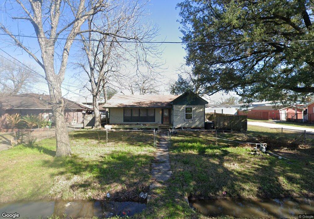 8102 Helmers St, Houston, TX 77022 - photo 1