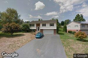 110 E Manor Dr, Lititz, PA 17543