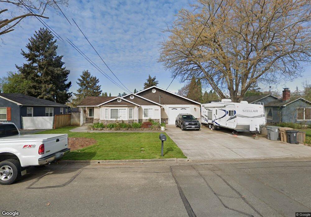 1010 SE Clarey Ave, Grants Pass, OR 97526 - photo 1