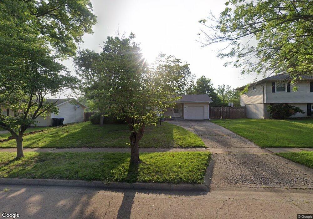 2812 SW Mcalister Ave, Topeka, KS 66614 - photo 1