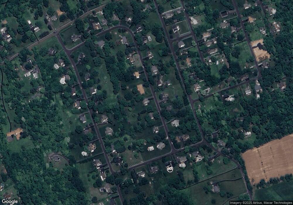 58 Squirrel Rd, Doylestown, PA 18901 - photo 1