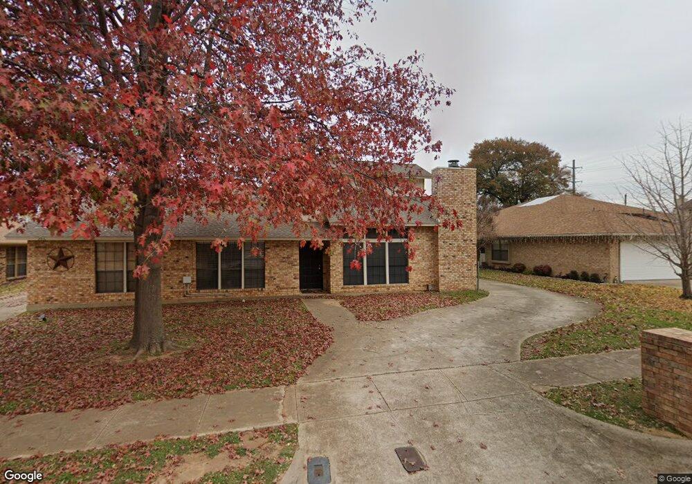 224 Mountainview Dr, Hurst, TX 76054 - photo 1