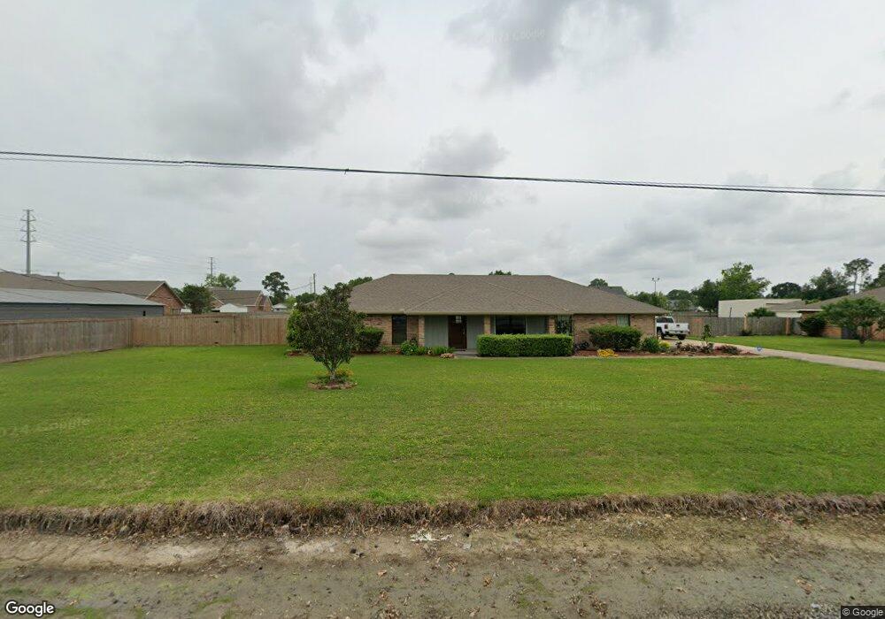 815 Lakeridge Ln, Lake Charles, LA 70605 - photo 1