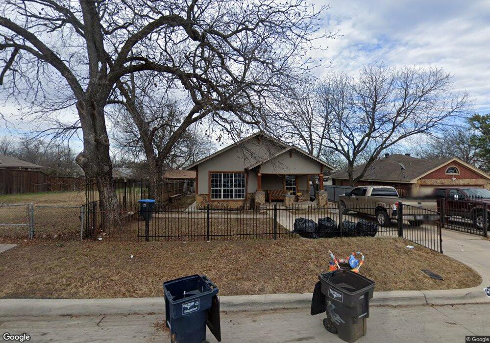 2512 NW Loraine St, Fort Worth, TX 76106 - photo 1