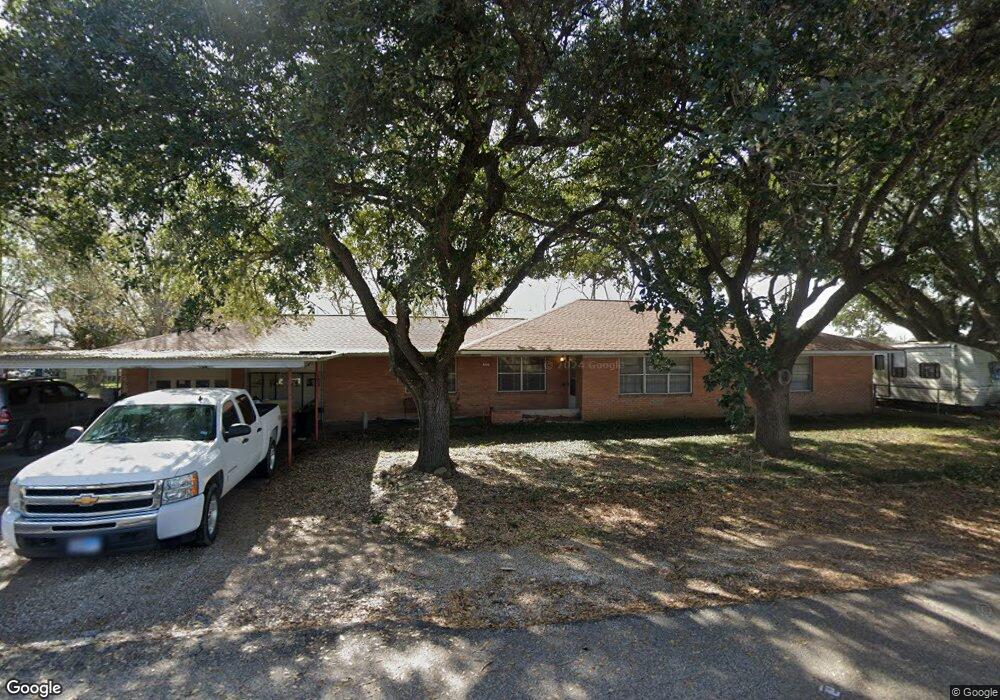 800 Avenue M, Rosenberg, TX 77471 - photo 1