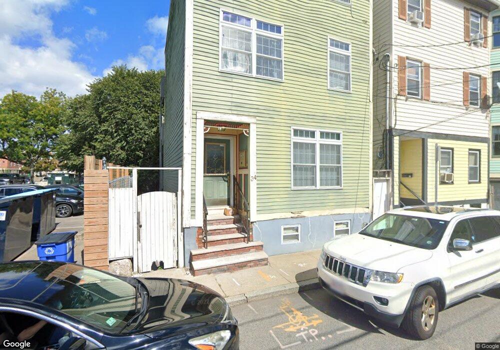 34 Baxter St, Boston, MA 02127 - photo 1