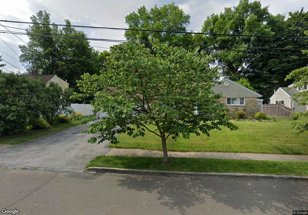 28 Highbrook Rd, Norwalk, CT 06851 - photo 1