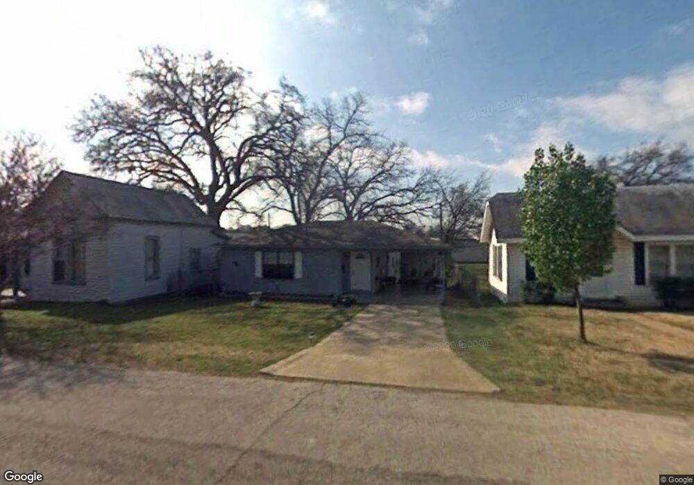 1612 W Bond St, Denison, TX 75020 - photo 1