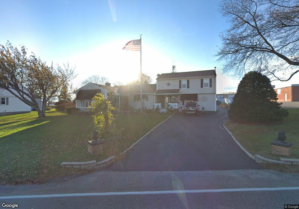 45 Berkeley Ave, Middletown, RI 02842 - photo 1