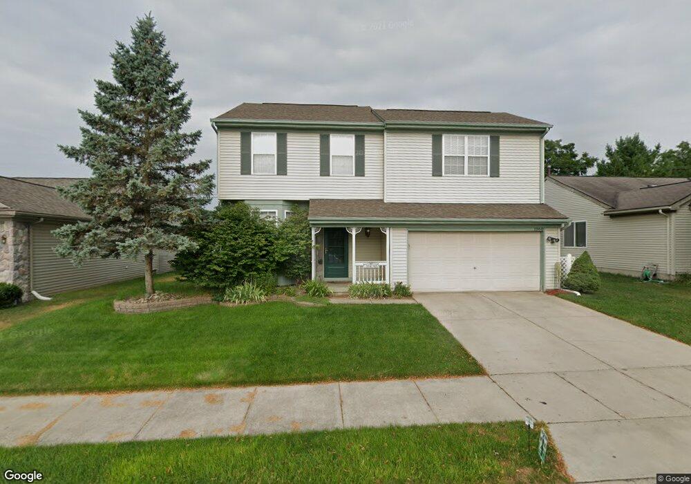 1060 Dartmouth Ln, Waterford, MI 48327 - photo 1