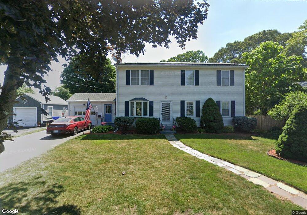 11 Revere St, Pawtucket, RI 02861 - photo 1