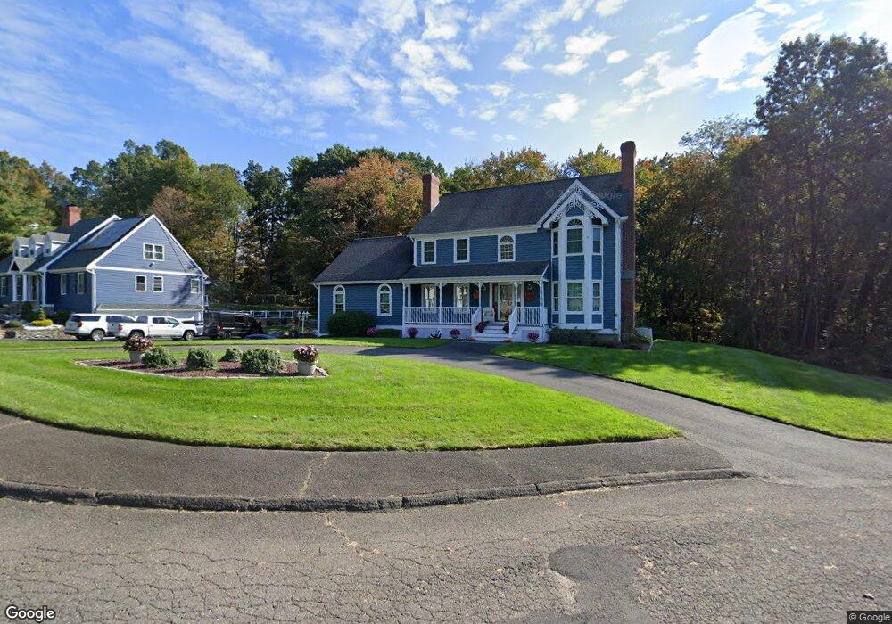 65 Country Club Woods Cir, Waterbury, CT 06708 - photo 1