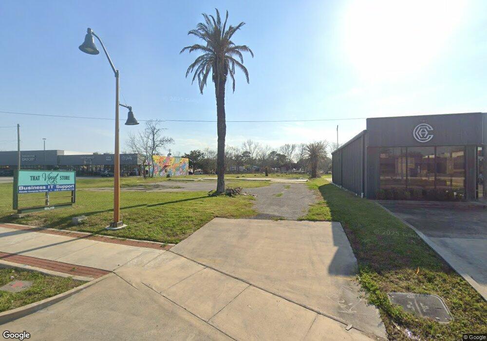 208 S Friendswood Dr, Friendswood, TX 77546 - photo 1