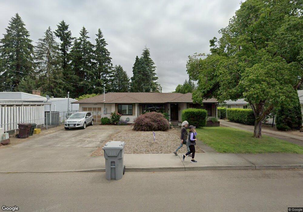 610 N Ivy St, Canby, OR 97013 - photo 1