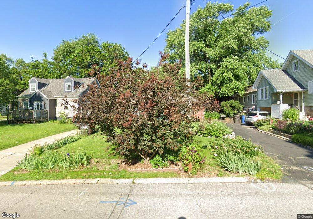 1814 34th St, Des Moines, IA 50310 - photo 1