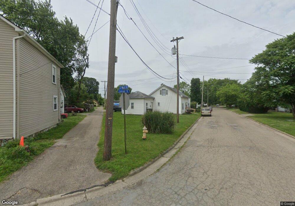 399 Locust St unit 399 1/2, Xenia, OH 45385 - photo 1