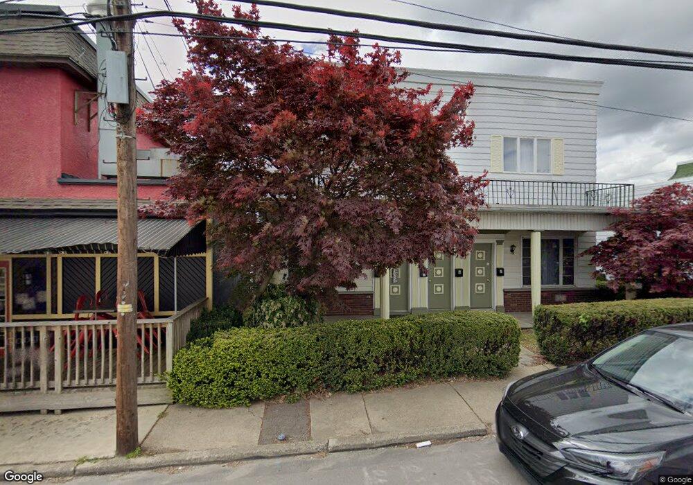 126 Oak St unit 128, Old Forge, PA 18518 - photo 1