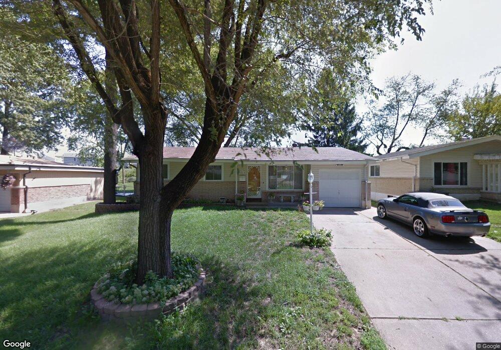 10810 Hallwood Dr, Saint Louis, MO 63136 - photo 1