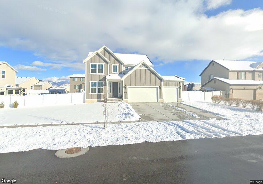 2392 N Sarus Crane Dr unit 200, Clinton, UT 84015 - photo 1