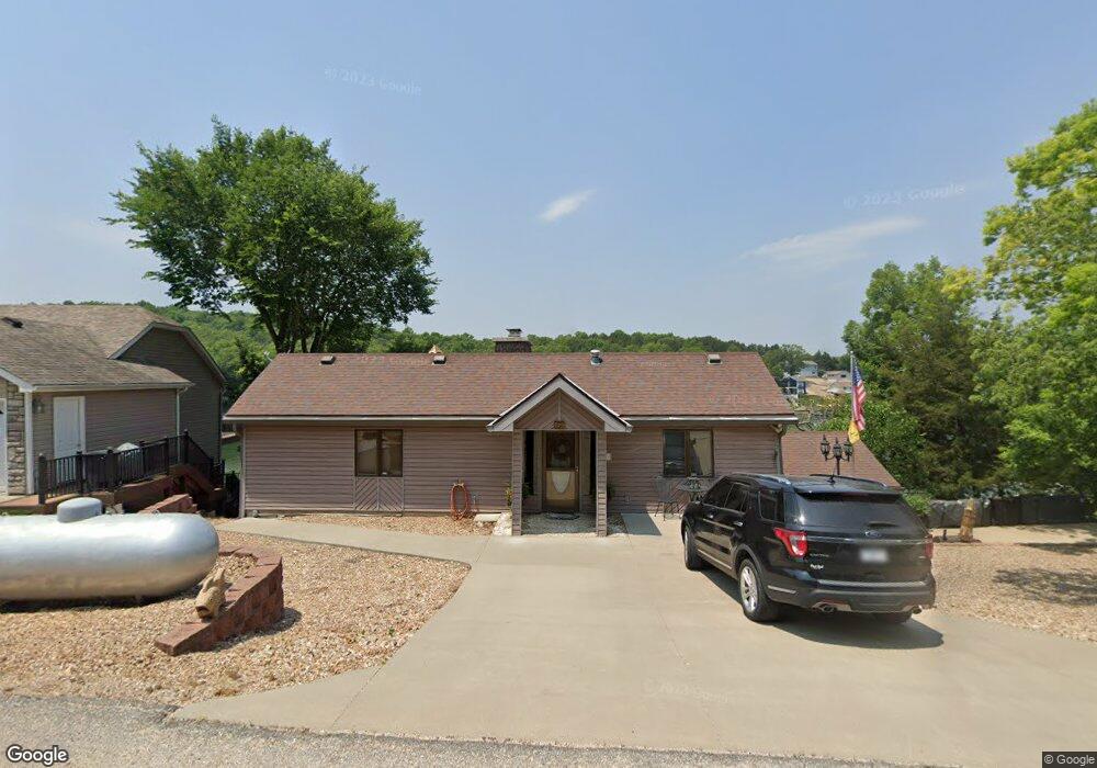 875 Robinhood Ln, Roach, MI 65787 - photo 1