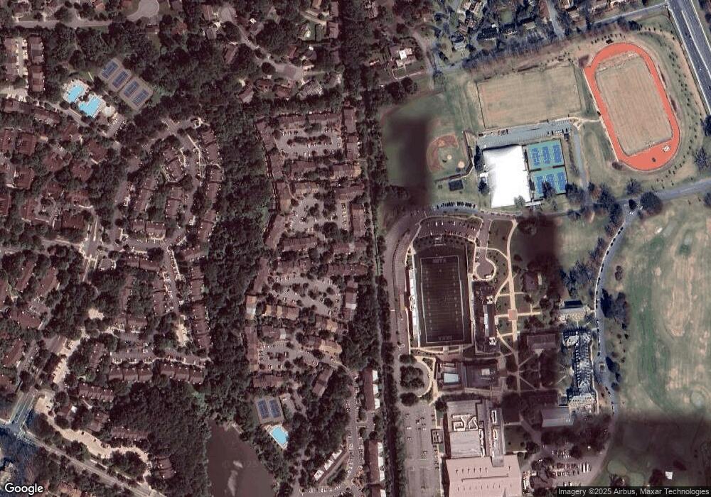 10809 Brewer House Rd, Rockville, MD 20852 - photo 1