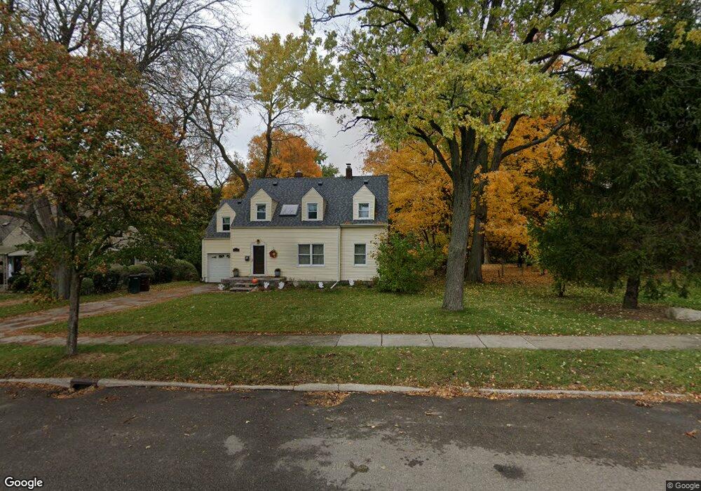 557 E Holmes Rd, Lansing, MI 48910 - photo 1