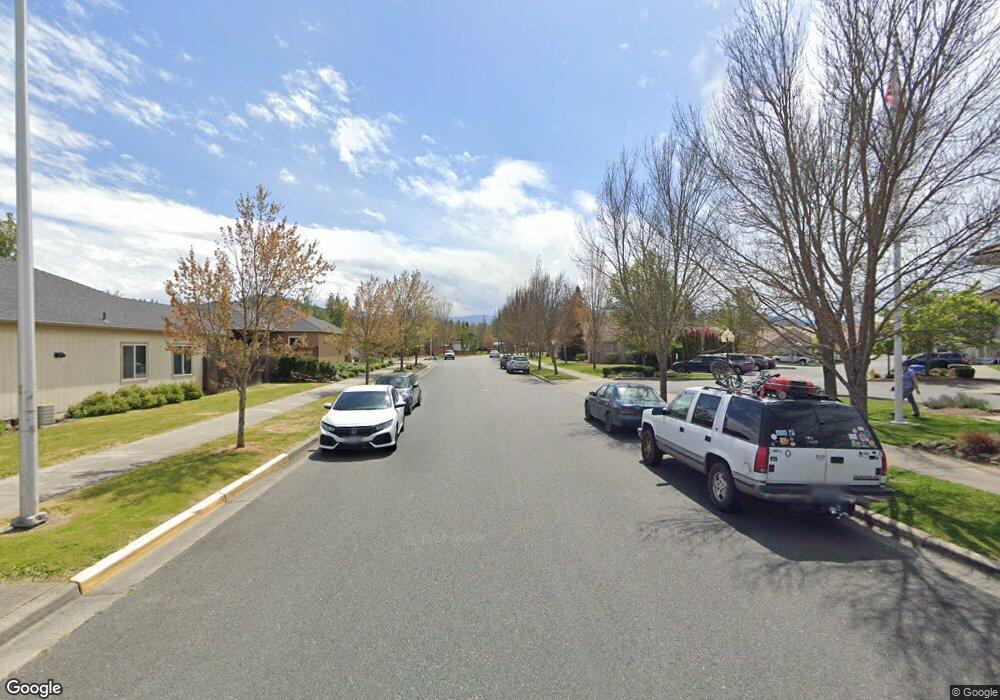 1639 Kellenbeck Ave, Grants Pass, OR 97527 - photo 1