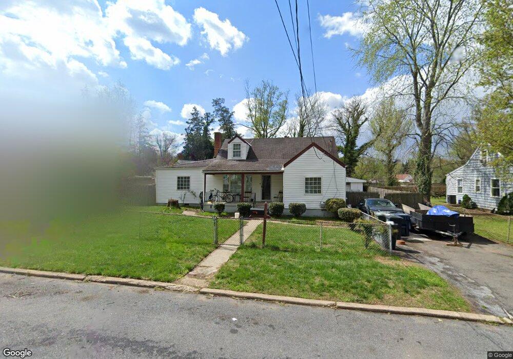 202 Mohican Dr, Oxon Hill, MD 20745 - photo 1