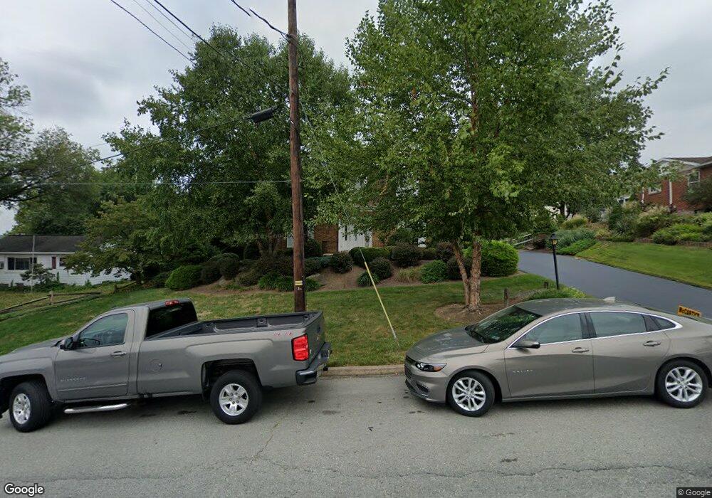 345 Maple St, Columbia, PA 17512 - photo 1