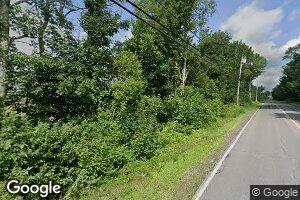 320 Main Rd, Bradford, ME 04410