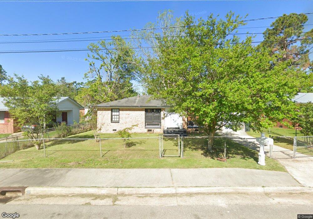 705 Shirley Ave, Douglas, GA 31533 - photo 1