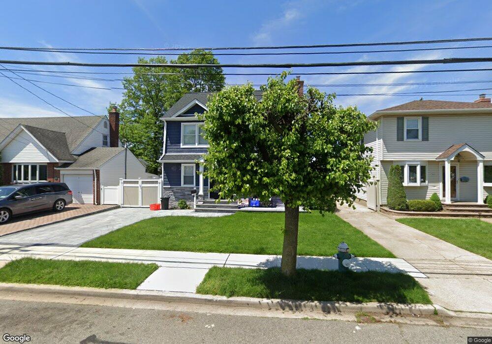 172 Frame St, Franklin Square, NY 11010 - photo 1