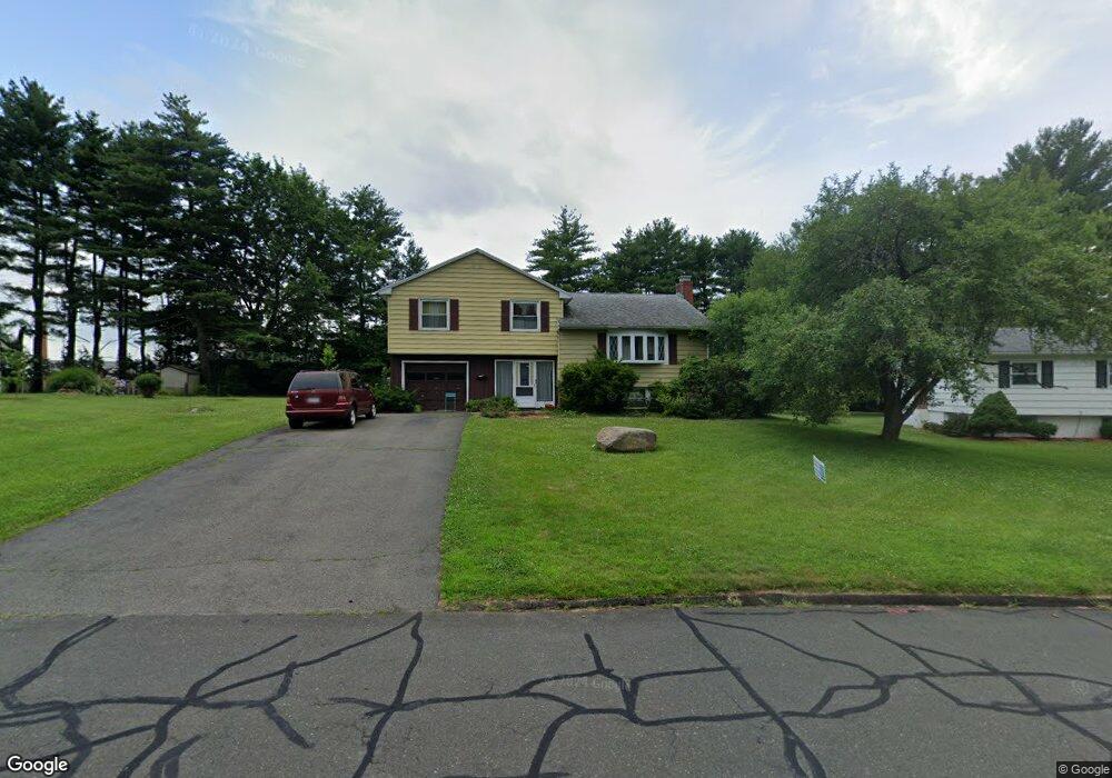 5 Sycamore Rd, Bloomfield, CT 06002 - photo 1